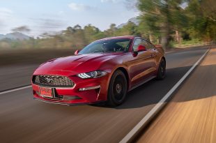 Ford Mustang 2.3L EcoBoost 55th Anniversary