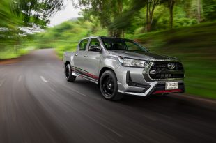 Toyota Hilux Revo Z Edition (Razer Package)