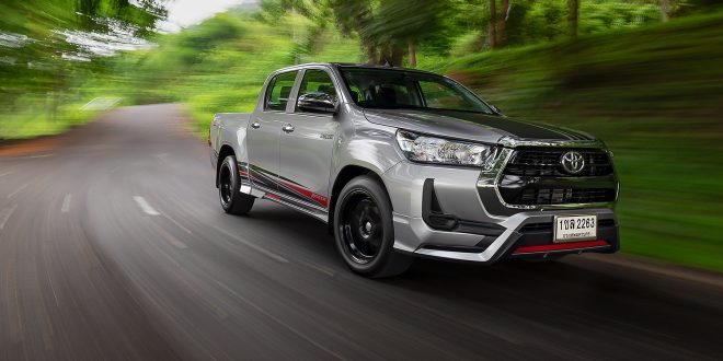 Toyota Hilux Revo Z Edition (Razer Package)