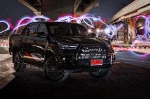 Toyota Hilux Revo GR Sport High Floor