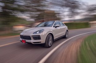 รีวิว ลองขับ Porsche Cayenne E-Hybrid Platinum Edition เอสยูวีขุมพลังไฮบริด