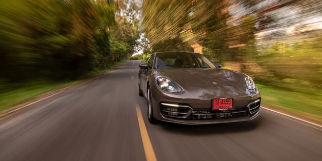 รีวิว ลองขับ Porsche Panamera 4 E-Hybrid Platinum Edition ซีดานคันหรู