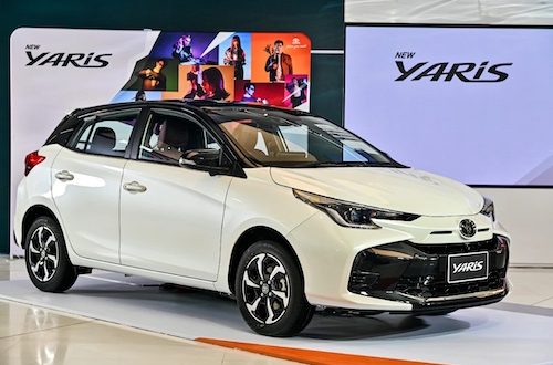 TOYOTA YARIS - Premium S