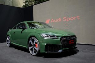 Audi TT RS Heritage Thailand Limited Edition _ Malachite Green Metallic