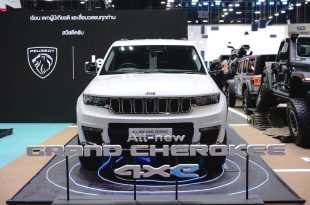 All-new Jeep® Grand Cherokee 4xe Plug-in Hybrid MY 2024