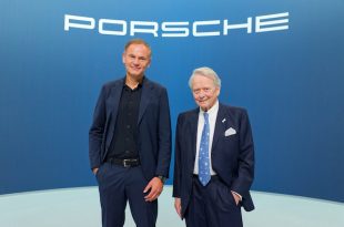 CEO Oliver Blume and Chairman of the Supervisory Board Dr Wolfgang Porsche at the Annual General Meeting 2024 of Porsche AG.