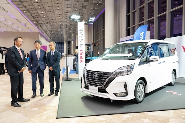 Nissan Serena 2025